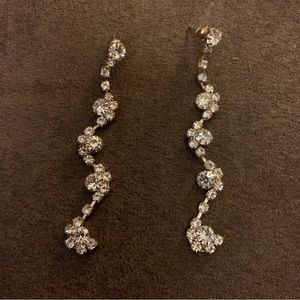 Sassy's Fashion Jewelry Gold Finish Vine Dangler Earrings with Glass Rhinestones